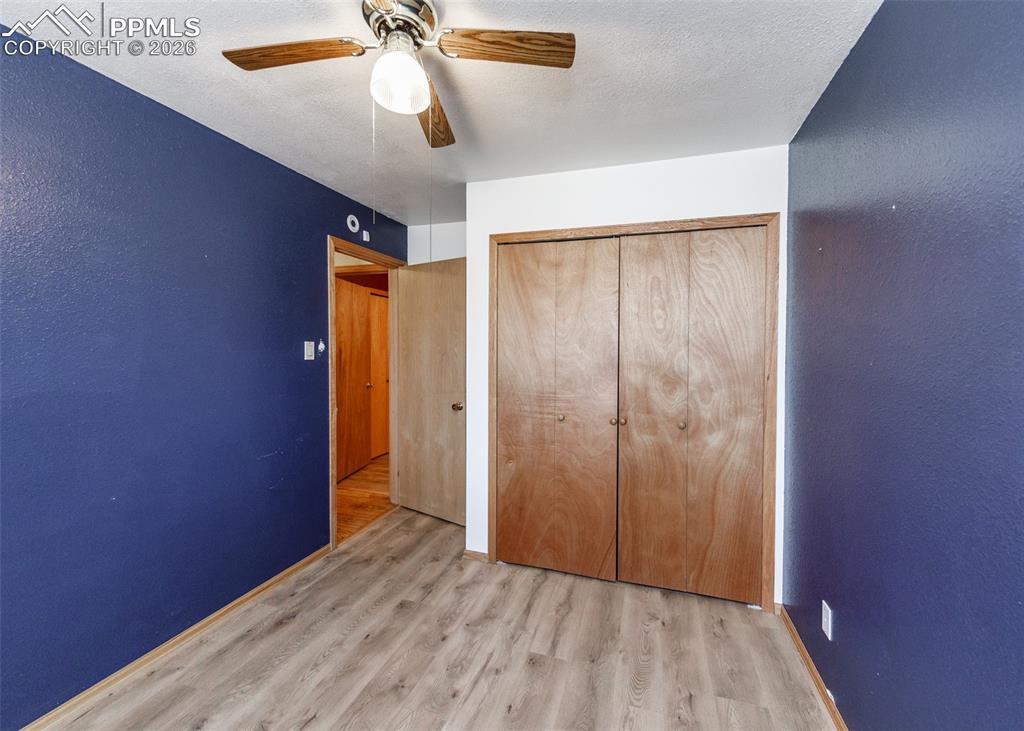 Image 18 of 39: Bedroom