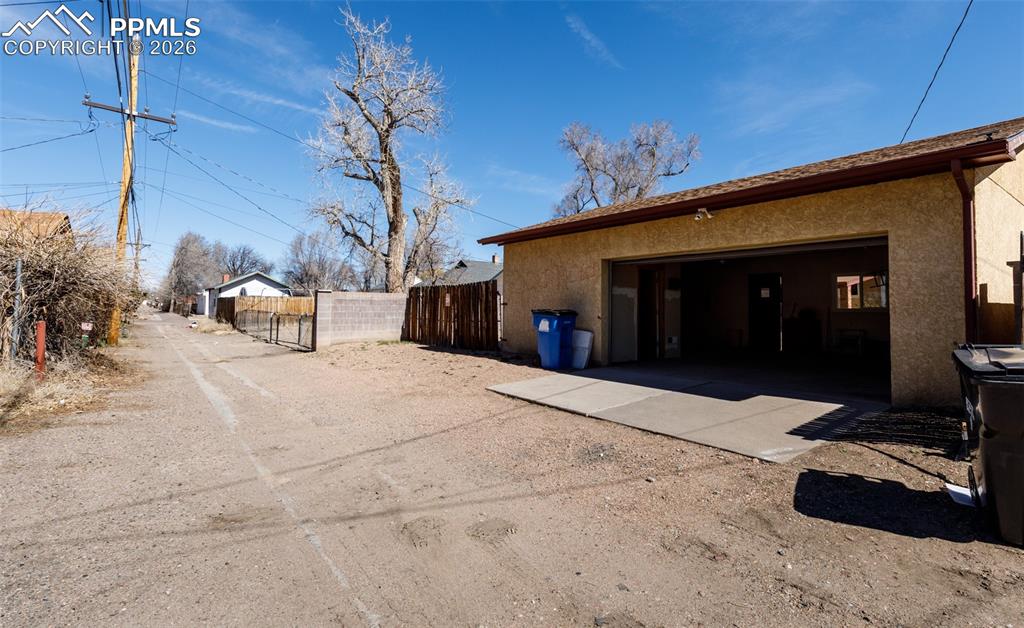 Image 38 of 39: Side of Structure