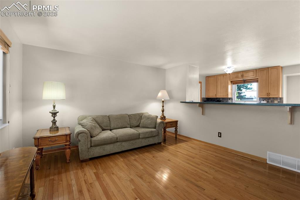 Image 4 of 40: Living Room