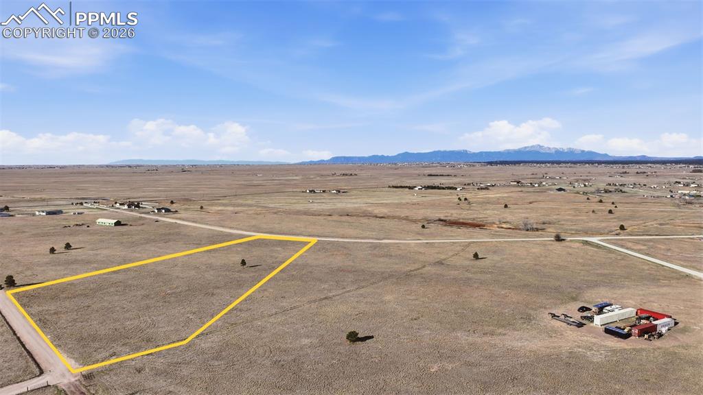 Image 6 of 30: Property Lines are approximate and not a survey