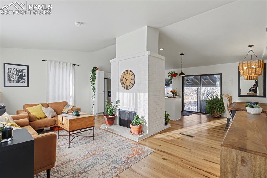 Image 3 of 27: Living Room