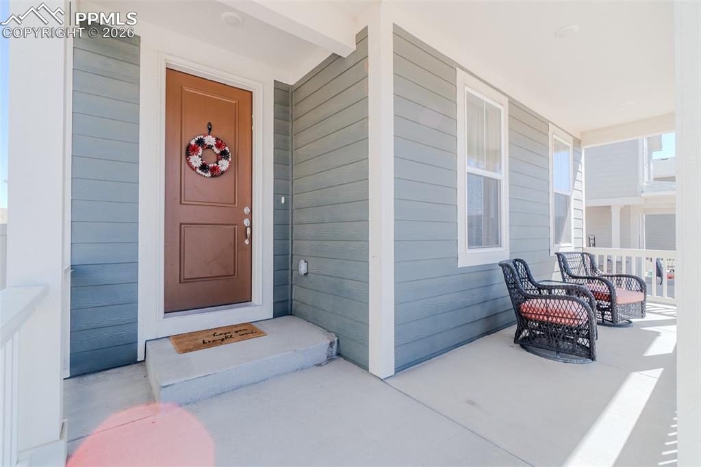 Image 5 of 47: Entry