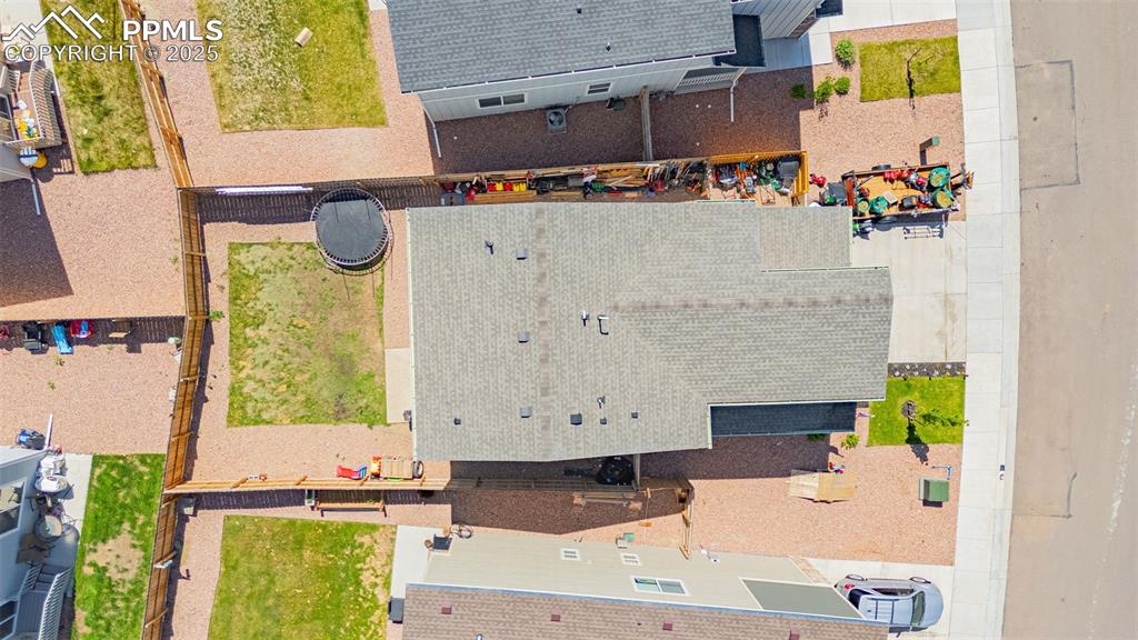Image 24 of 35: Drone / aerial view