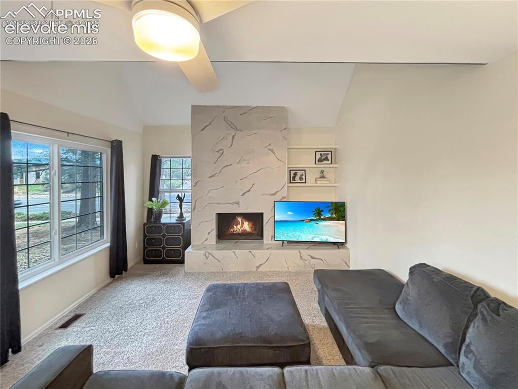 Image 15 of 44: Living Room