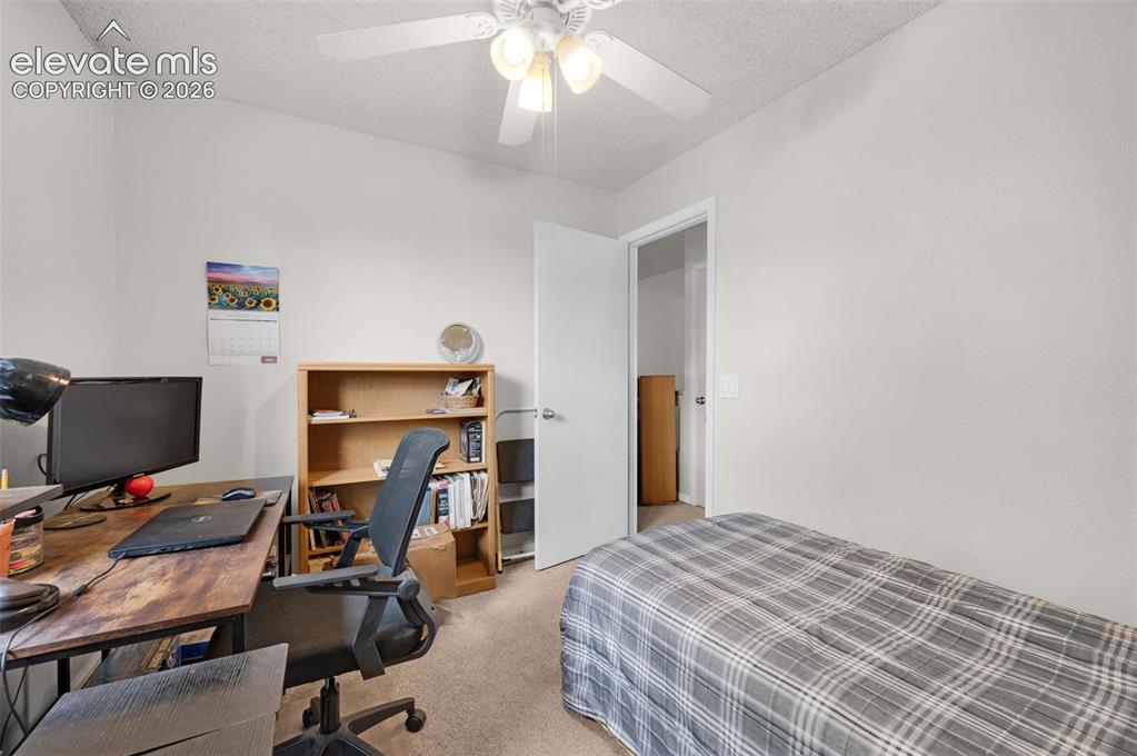 Image 18 of 33: Bedroom