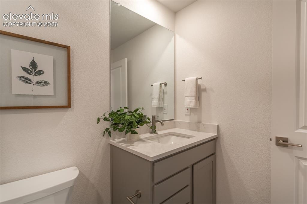 Image 14 of 22: Bathroom