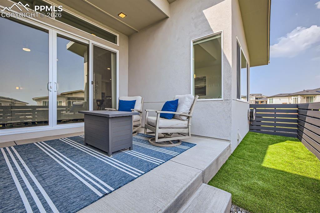 Image 31 of 31: Patio