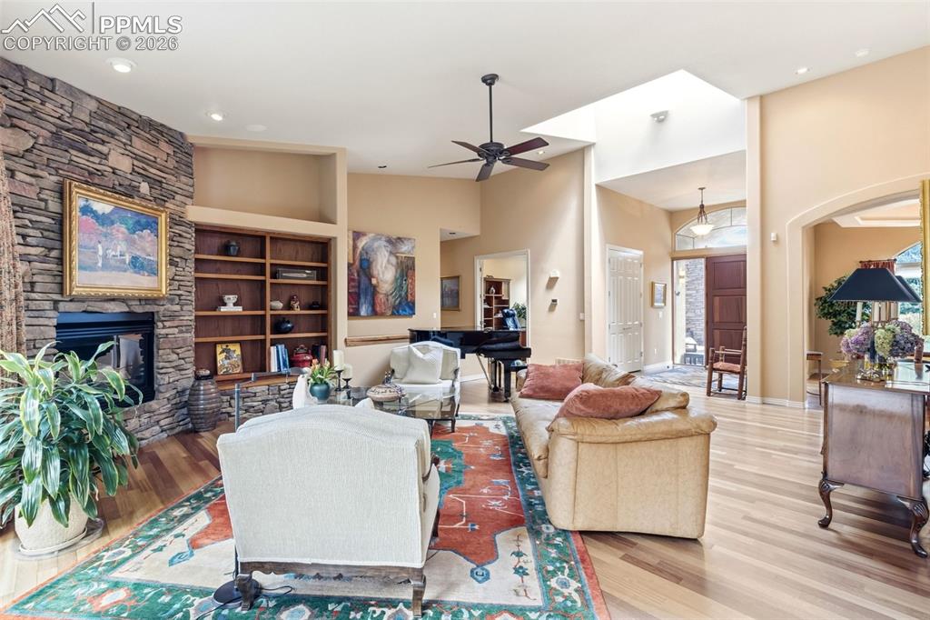 Image 6 of 44: Living Room