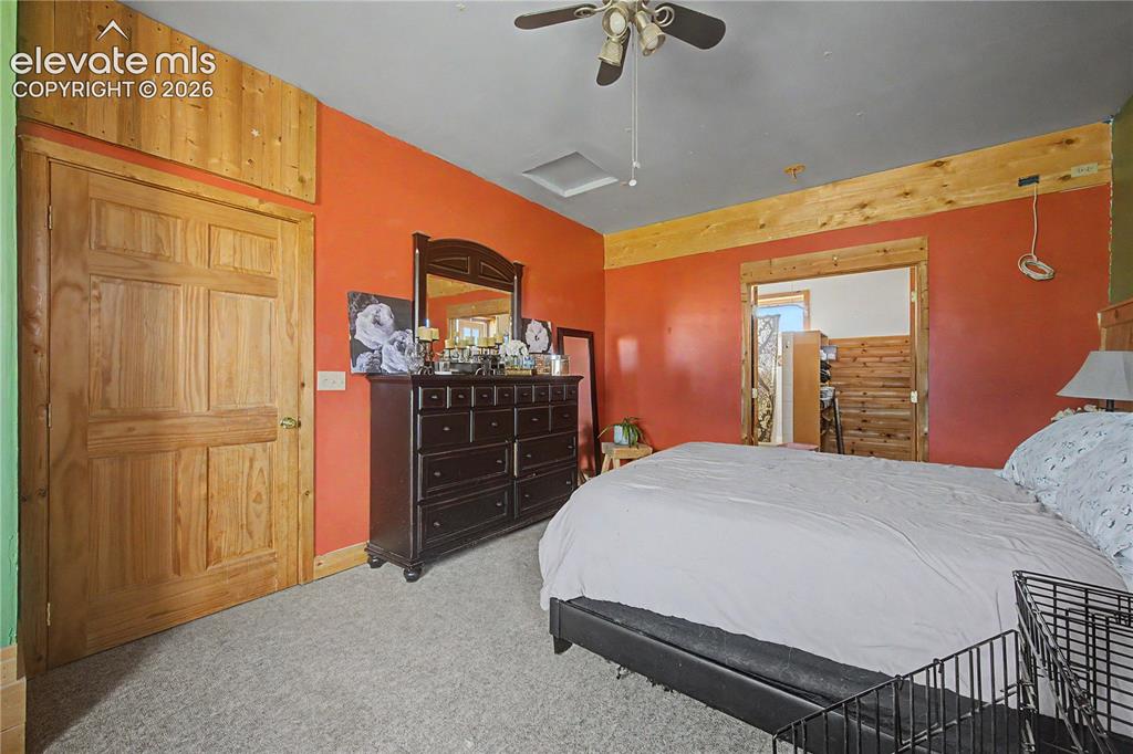 Image 15 of 45: Bedroom