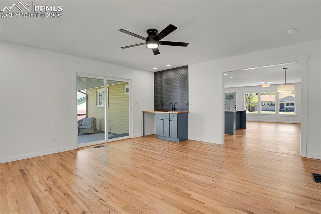 Image 16 of 40: Living Room