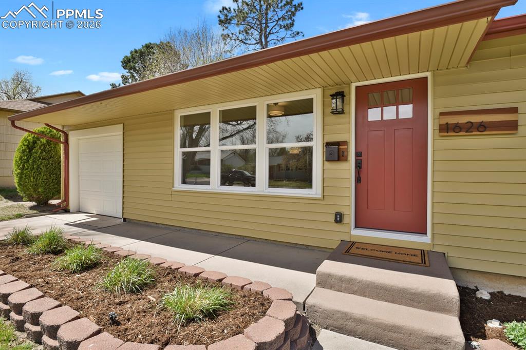 Image 2 of 40: Entry