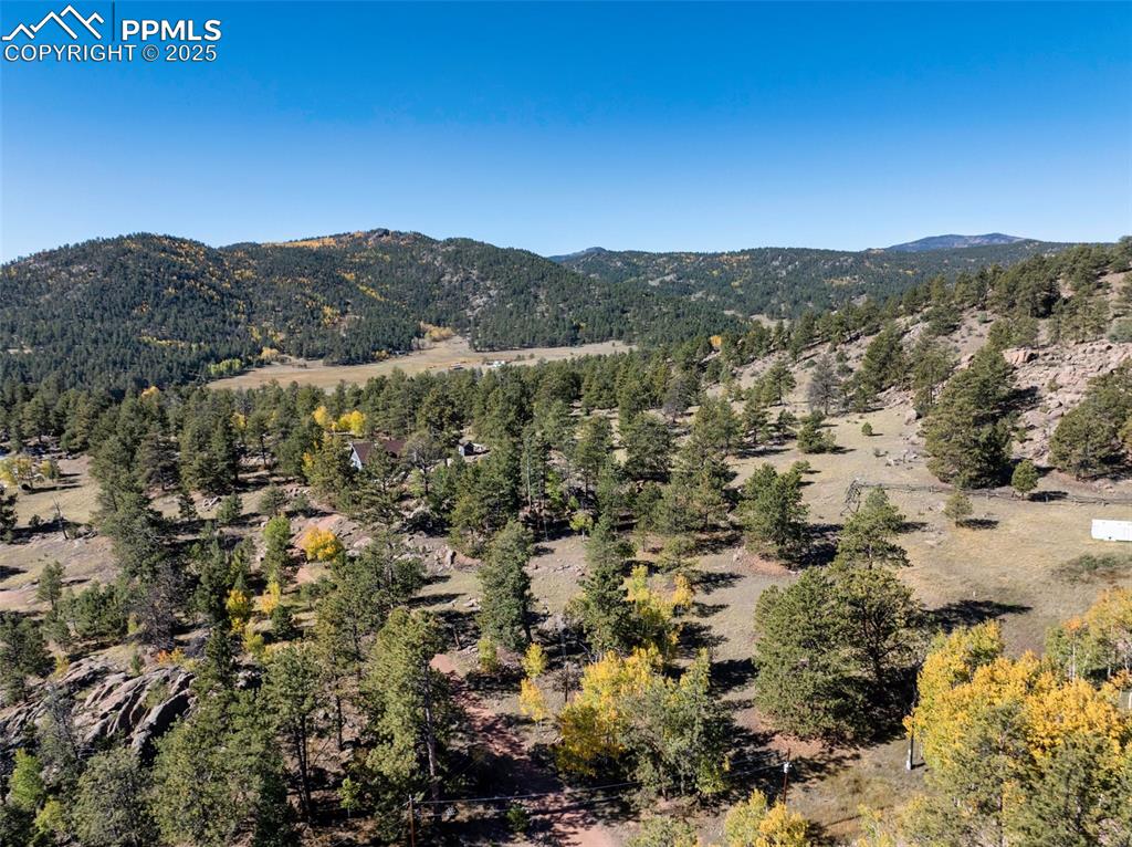 Image 17 of 25: View