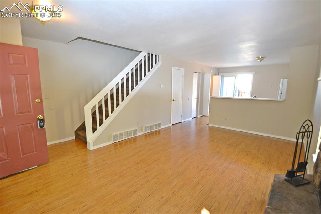 Image 6 of 27: Living Room