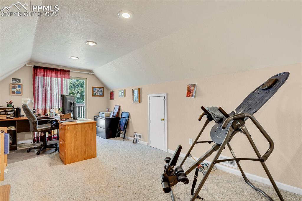 Listing 2024572, Image 16 of 30