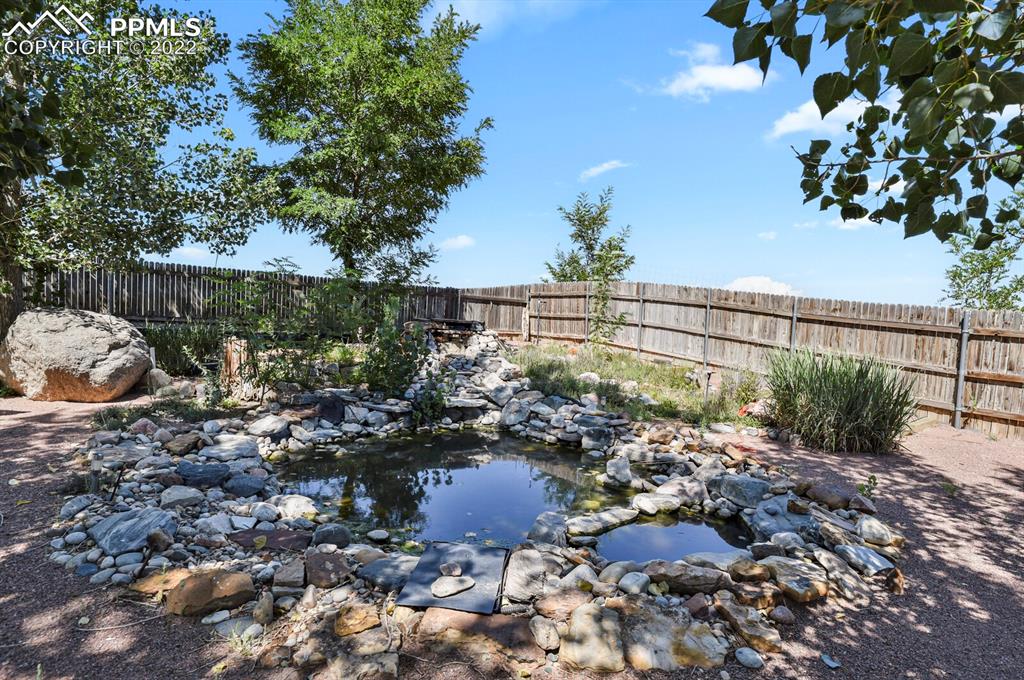 Listing 2024572, Image 24 of 30