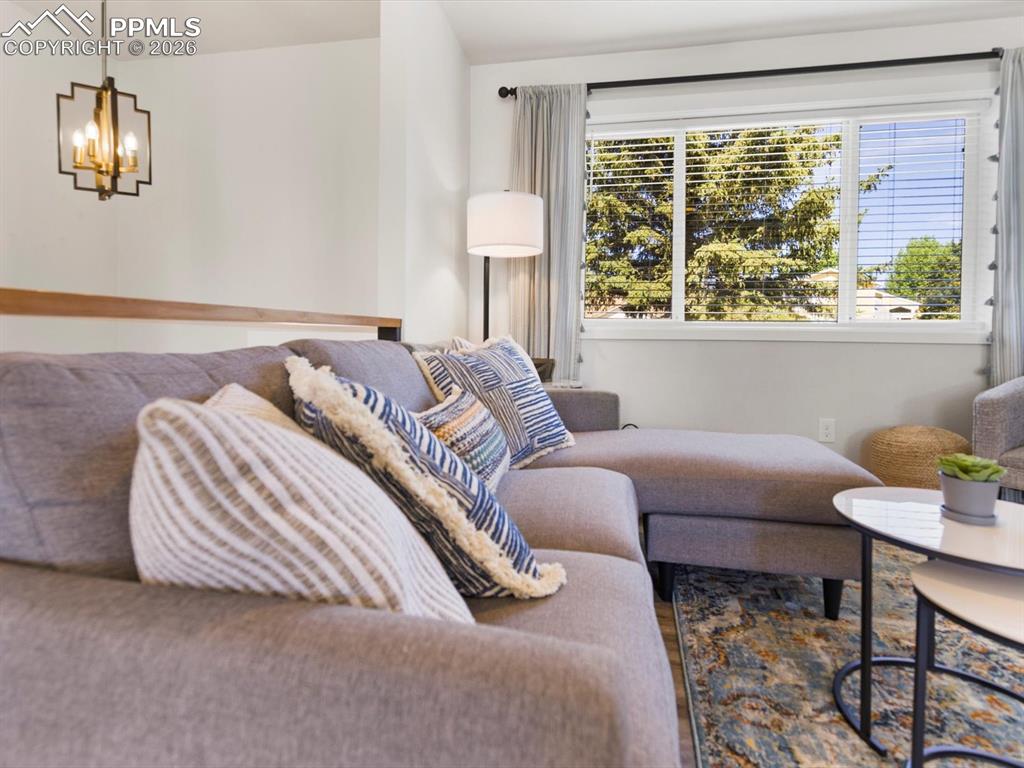 Image 15 of 41: Living Room