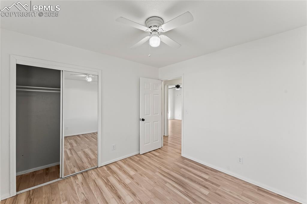 Image 17 of 35: Bedroom