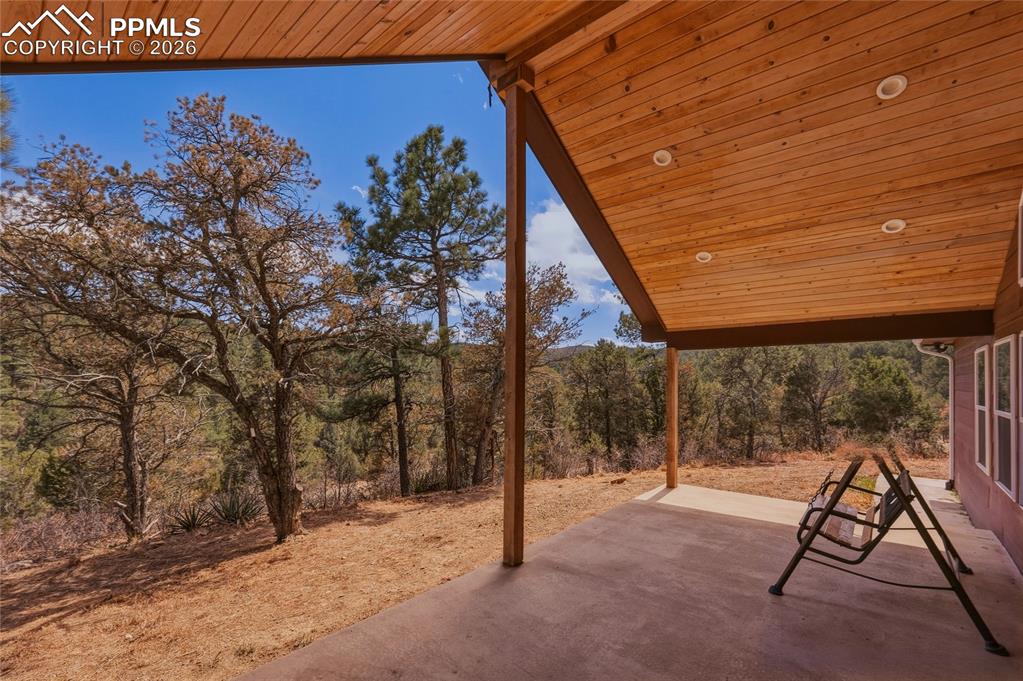 Image 29 of 48: Patio