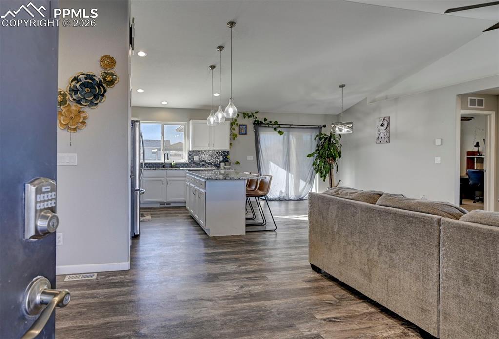 Image 11 of 36: Living Room