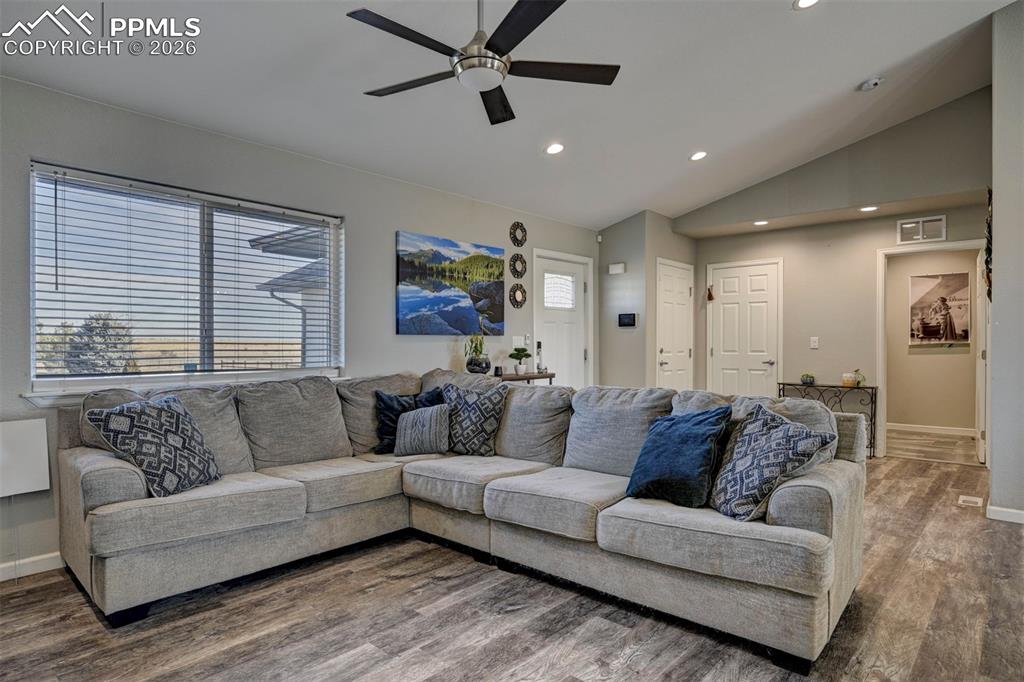 Image 5 of 36: Living Room