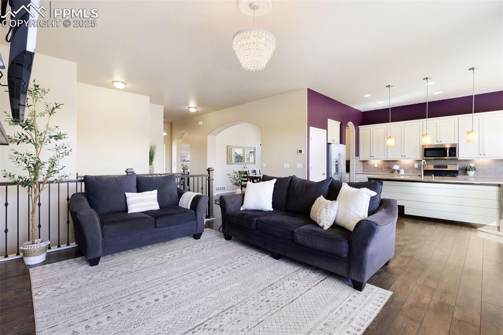 Image 10 of 39: Living Room