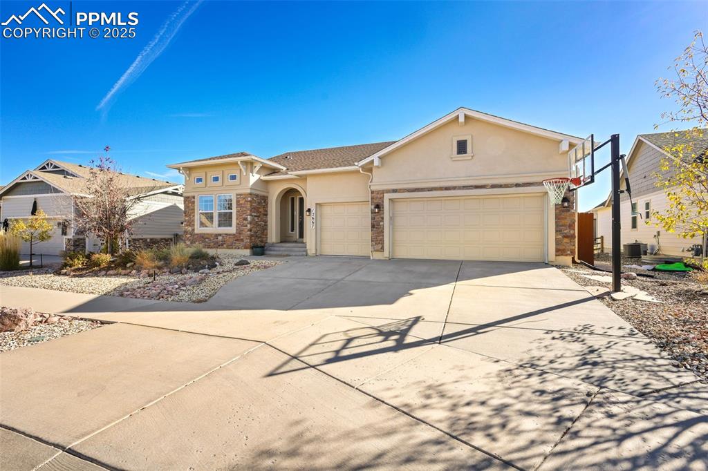 Image 2 of 39: Front of Structure