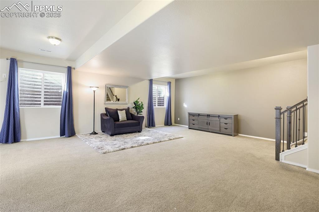 Image 29 of 39: Family Room