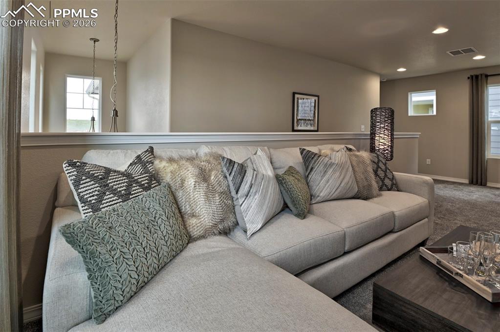 Image 31 of 37: Living Room