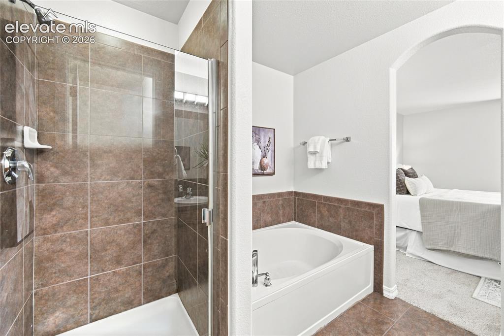Image 27 of 47: Master Bathroom
