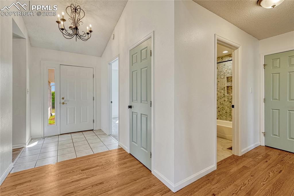 Image 11 of 41: Entry