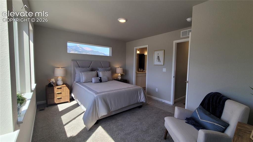 Image 21 of 41: Master Bedroom
