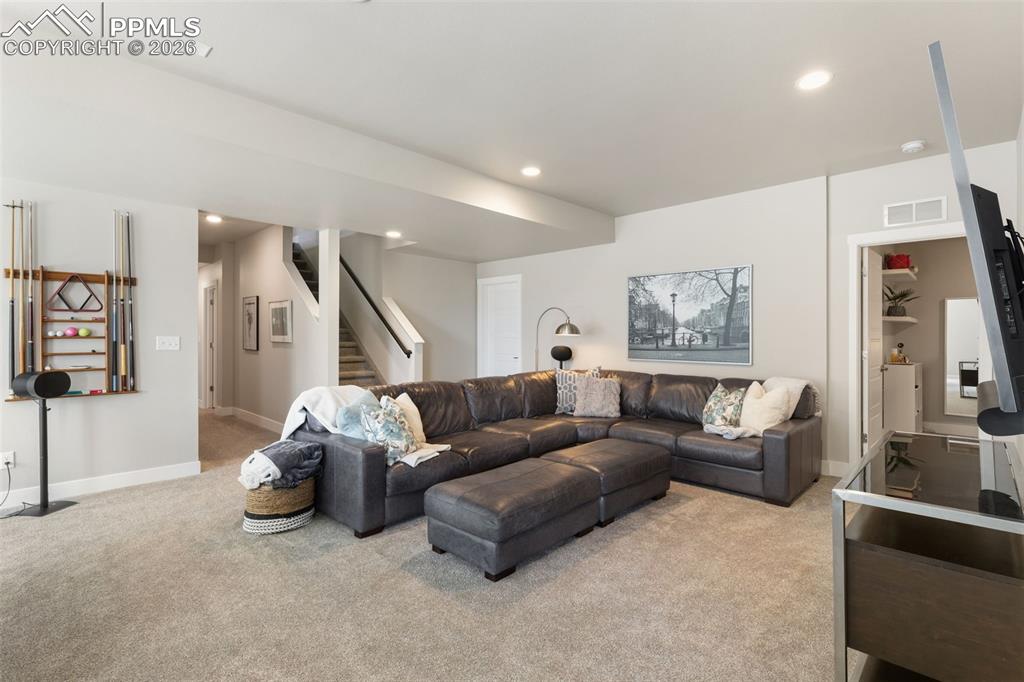 Image 27 of 50: Family Room