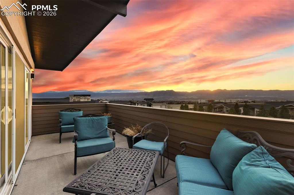 Image 3 of 50: Balcony