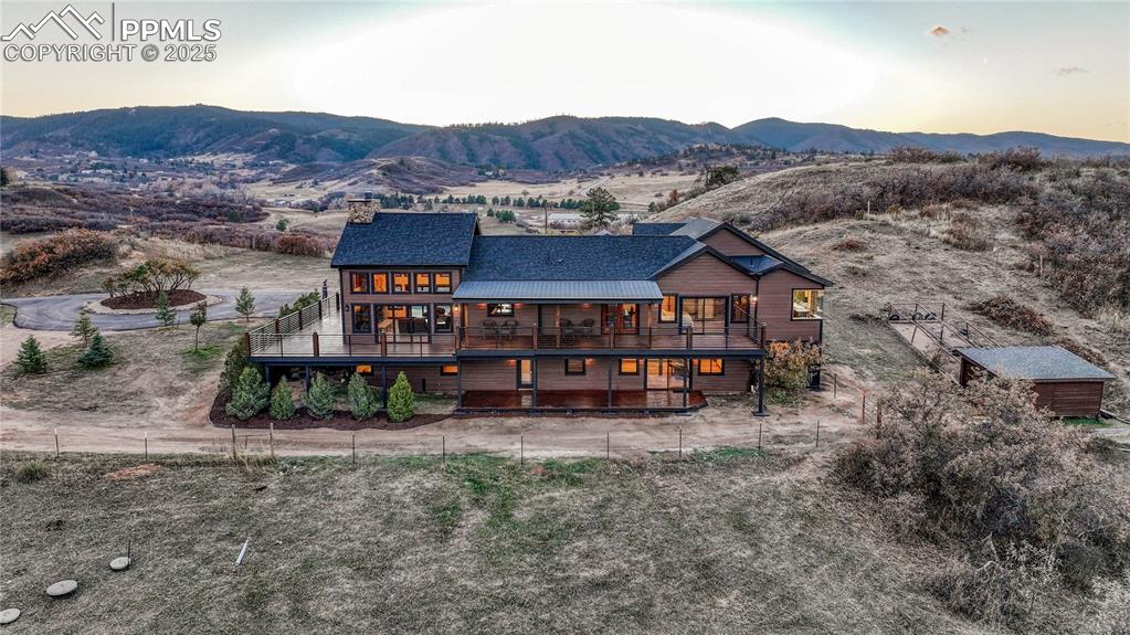 Image 43 of 50: Back of Structure