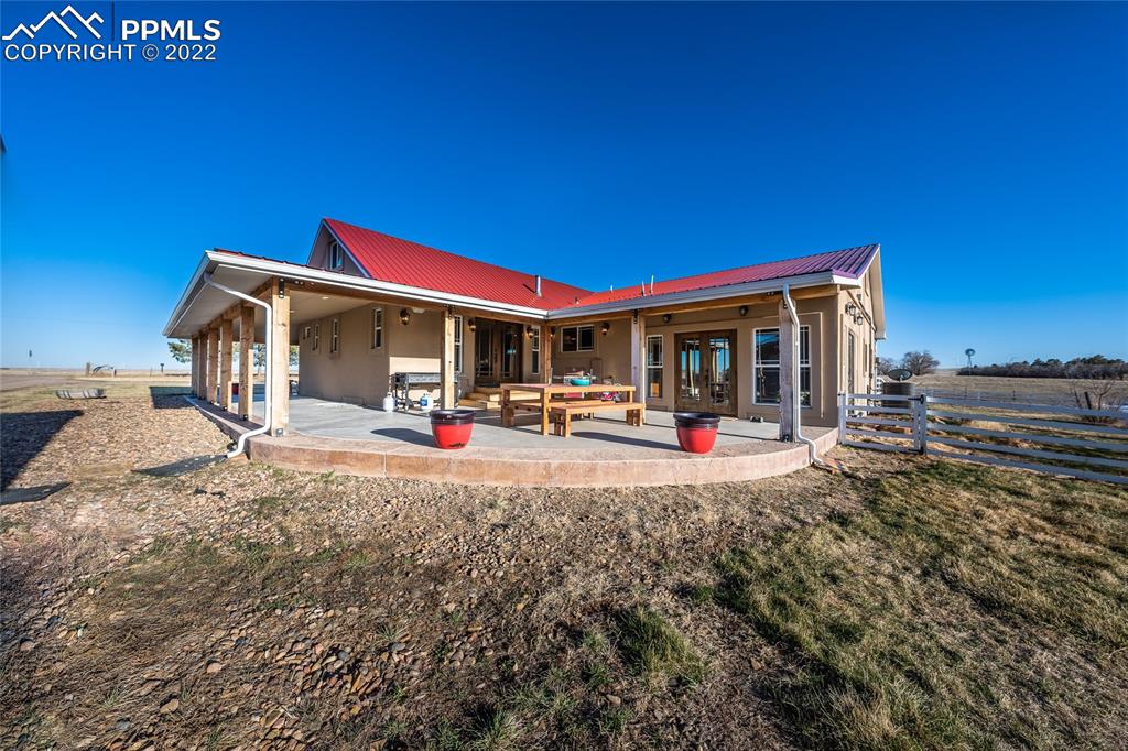Listing 2040080, Image 28 of 47