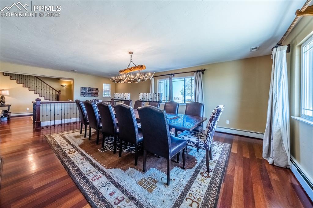 Listing 2040080, Image 6 of 47
