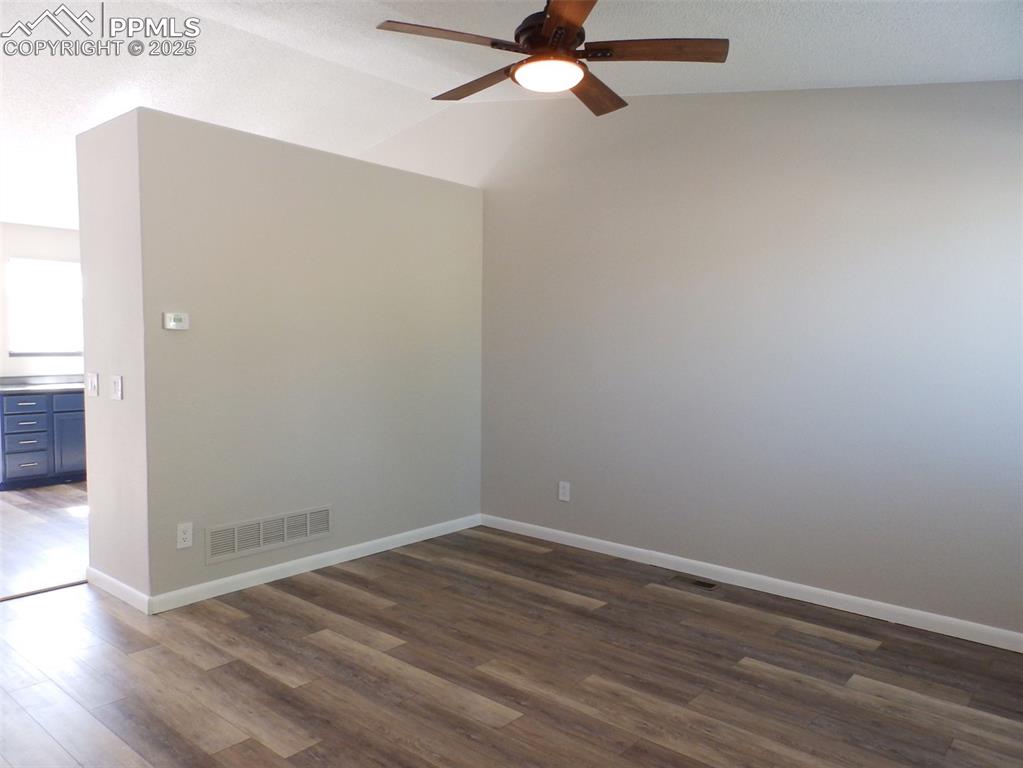 Image 3 of 17: Living Room