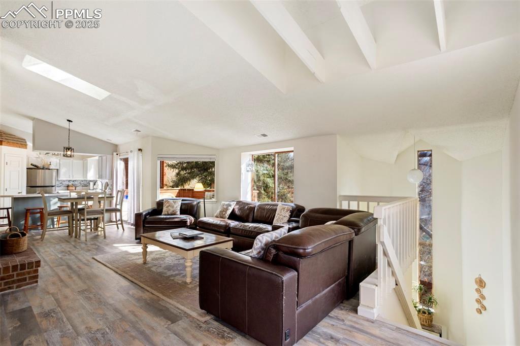 Image 4 of 24: Living Room