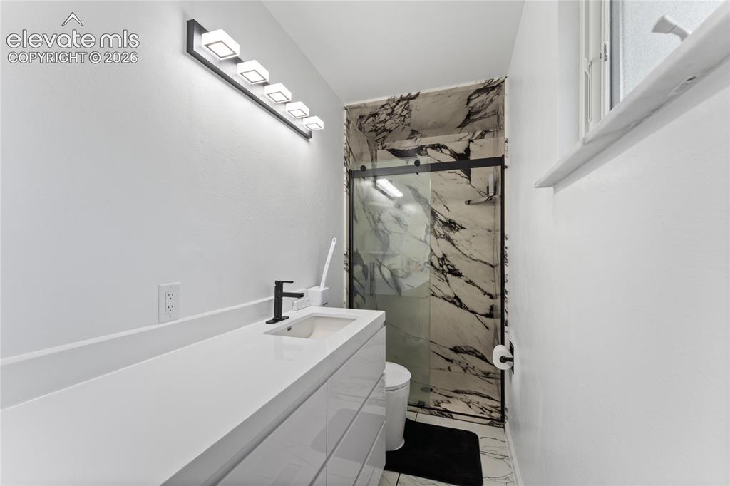 Image 26 of 49: Master Bathroom