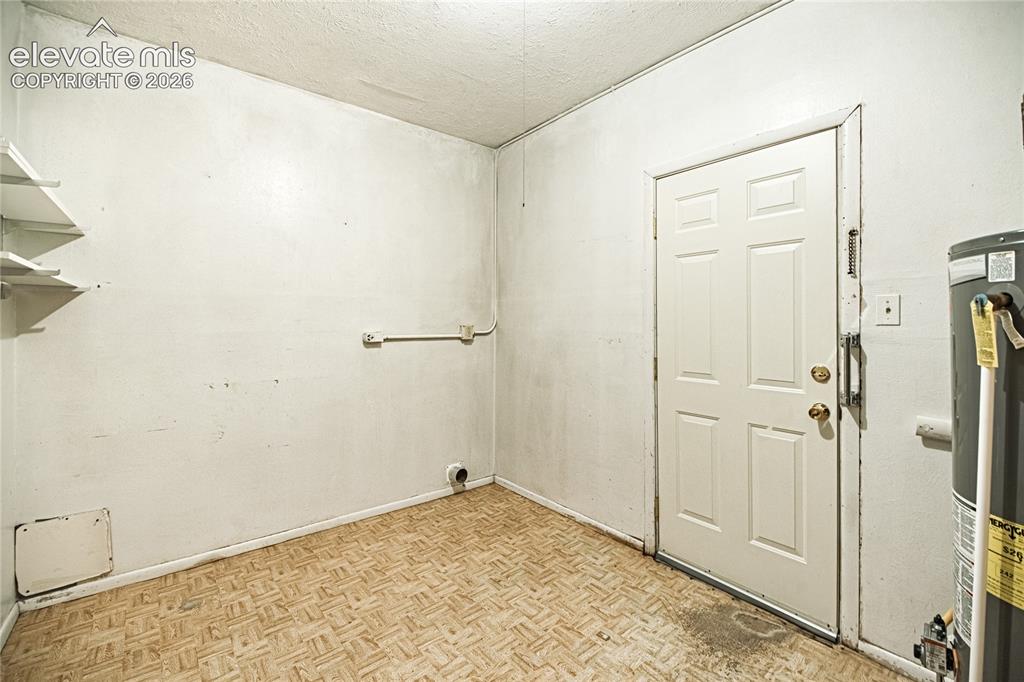 Image 15 of 44: Additional content