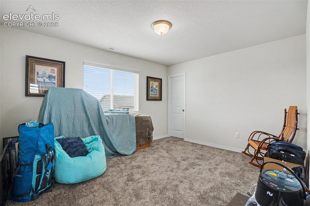 Image 16 of 30: 2nd Bedroom