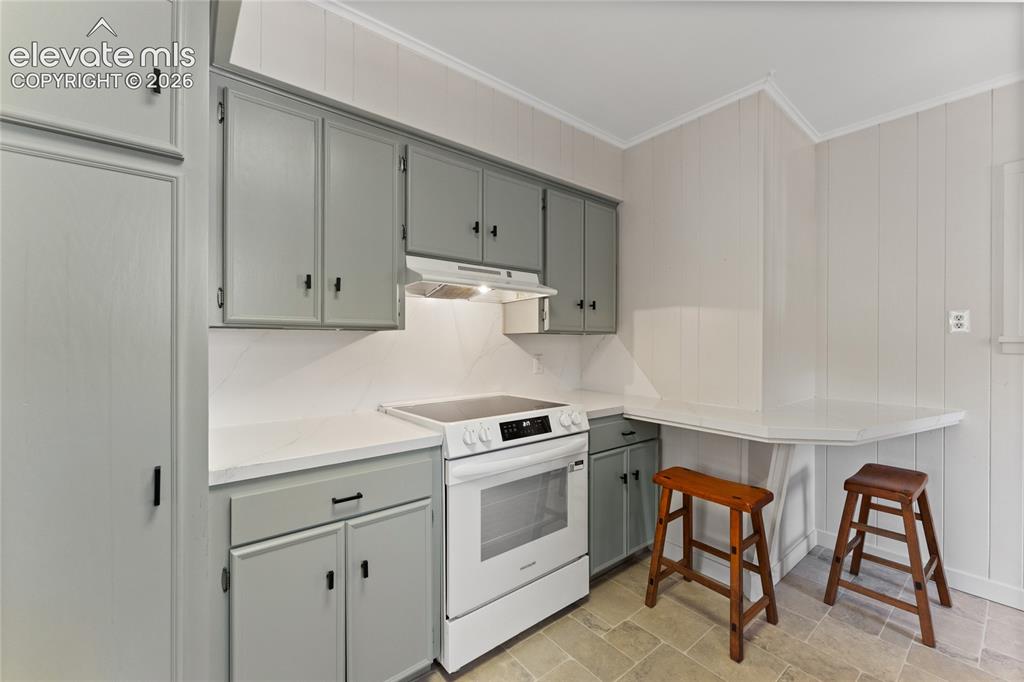 Image 13 of 39: Pantry and more cupboard space