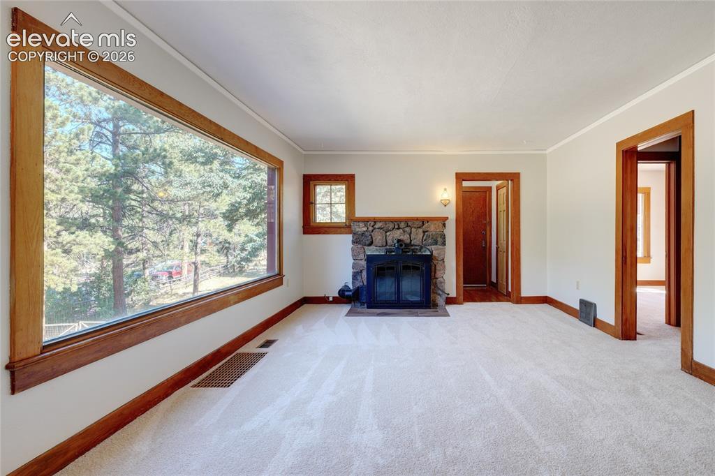 Image 9 of 39: Living Room