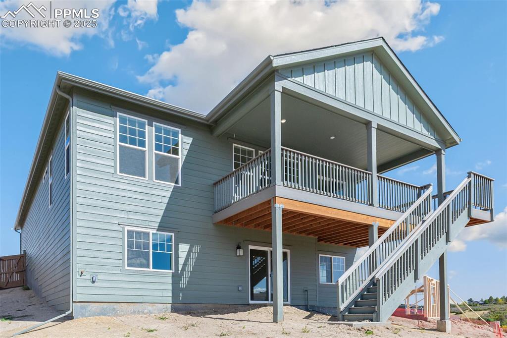 Image 33 of 37: Back of Structure