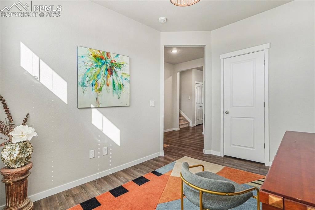 Image 13 of 41: Office