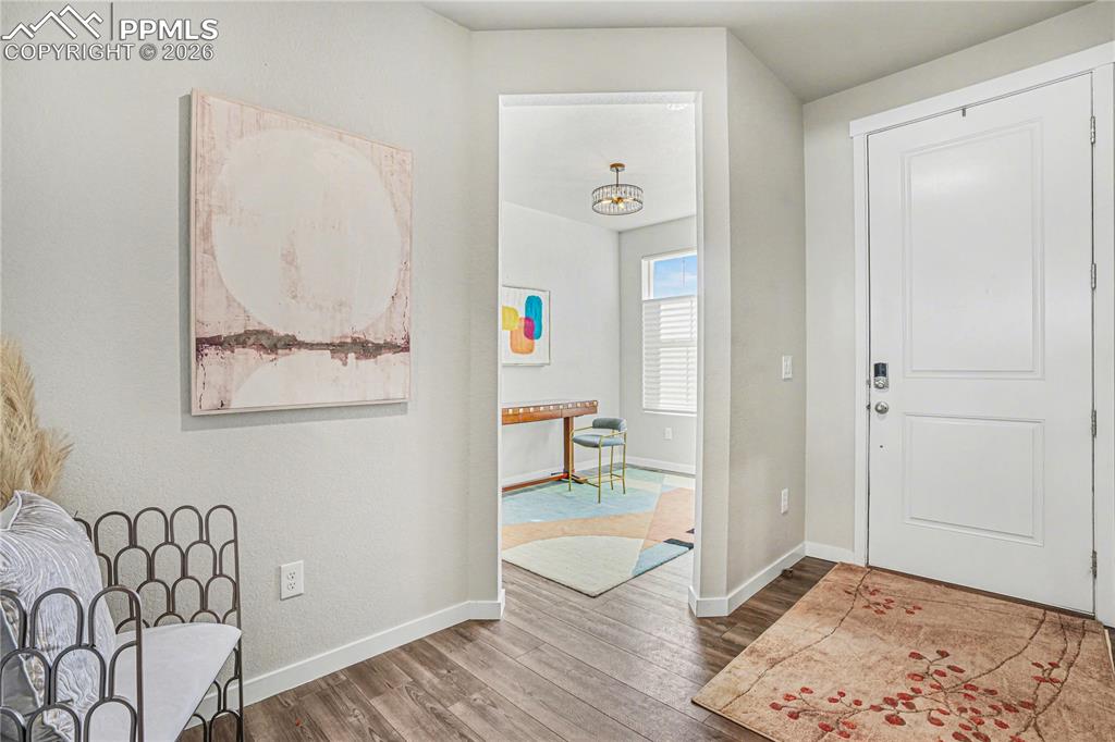 Image 14 of 41: Entry