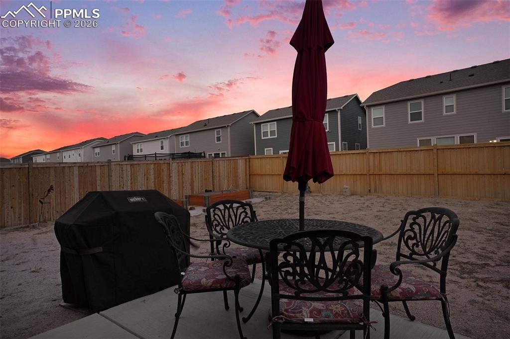 Image 37 of 41: Patio