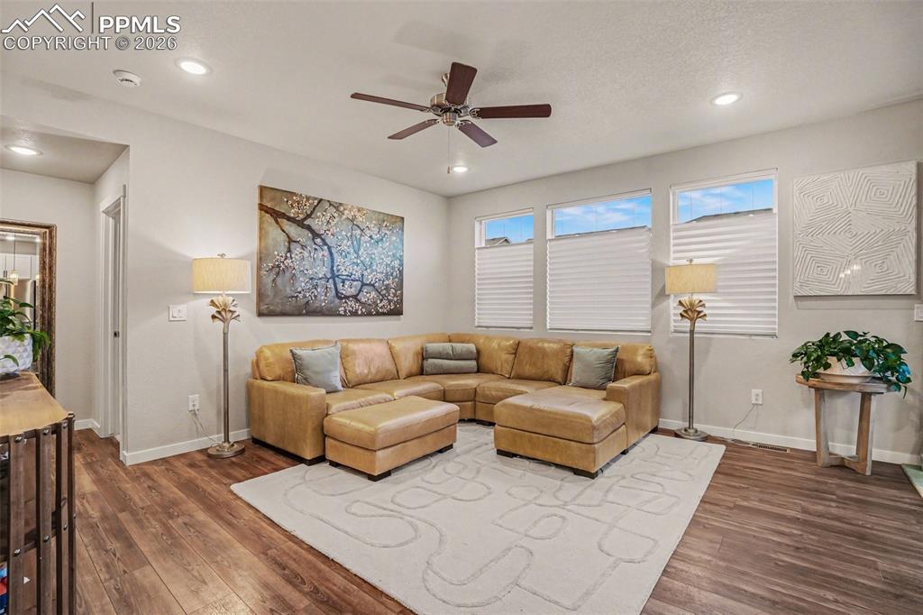 Image 4 of 41: Living Room