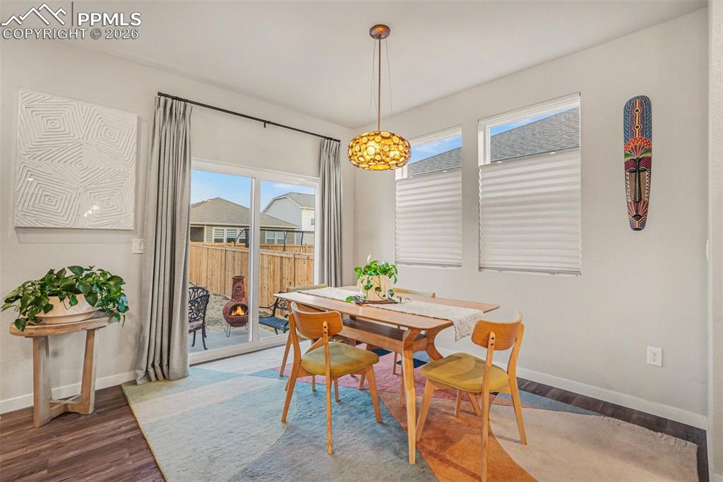 Image 7 of 41: Dining Area