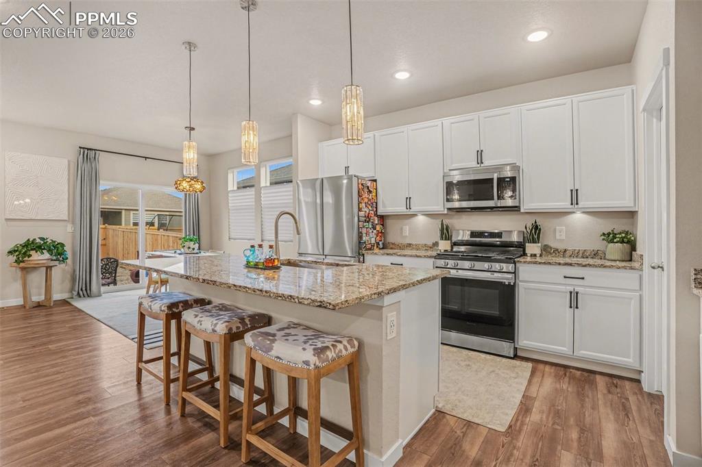 Image 8 of 41: Kitchen